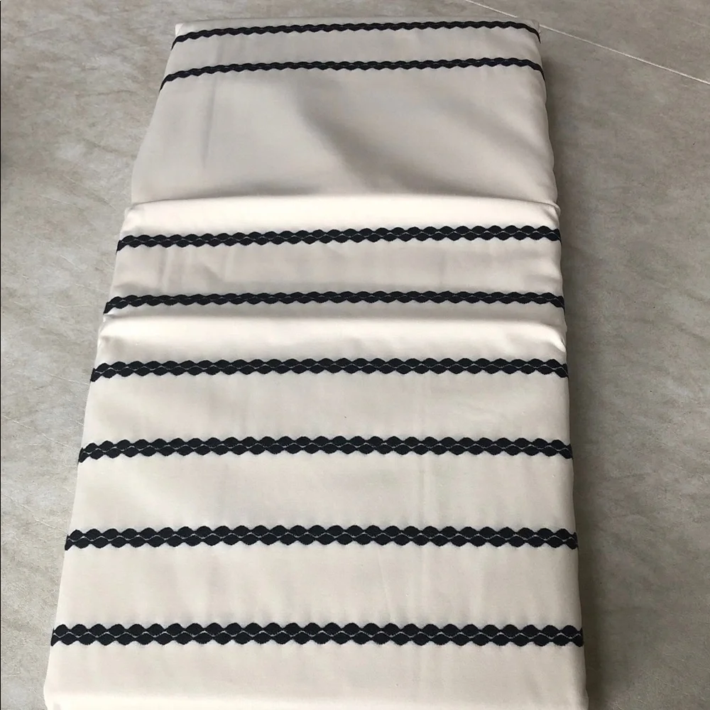 Wamsutta Manhattan King Duvet Cover Cream Embroidered Black Stripes 110” X 96”